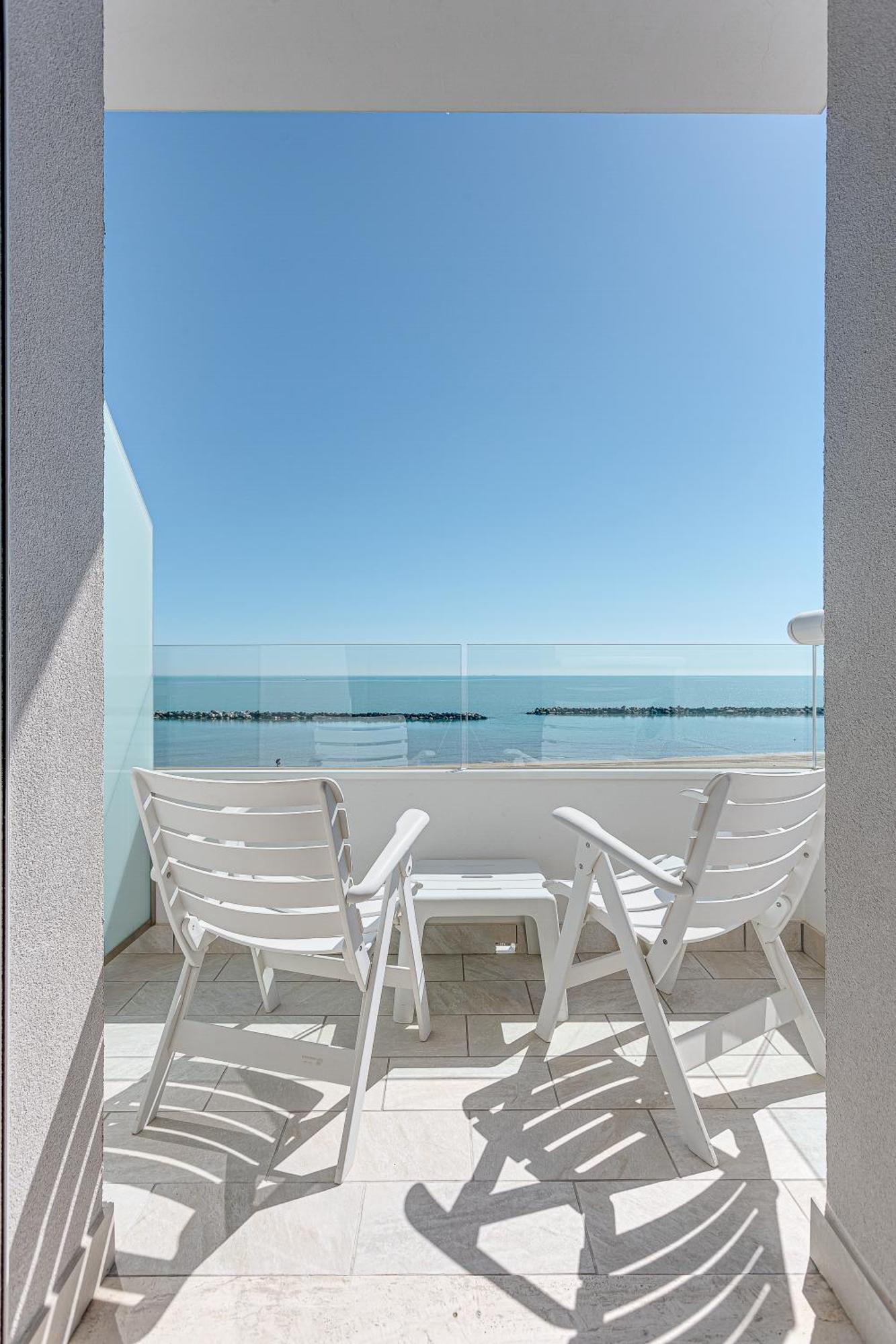 Hotel Caesar Lido Di Savio Exterior foto