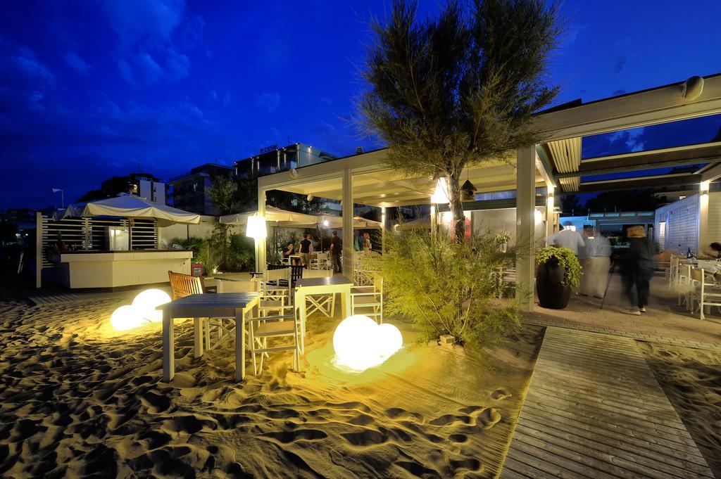 Hotel Caesar Lido Di Savio Exterior foto
